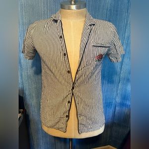 Pacsun La Vie en Rose Medium collard shirt